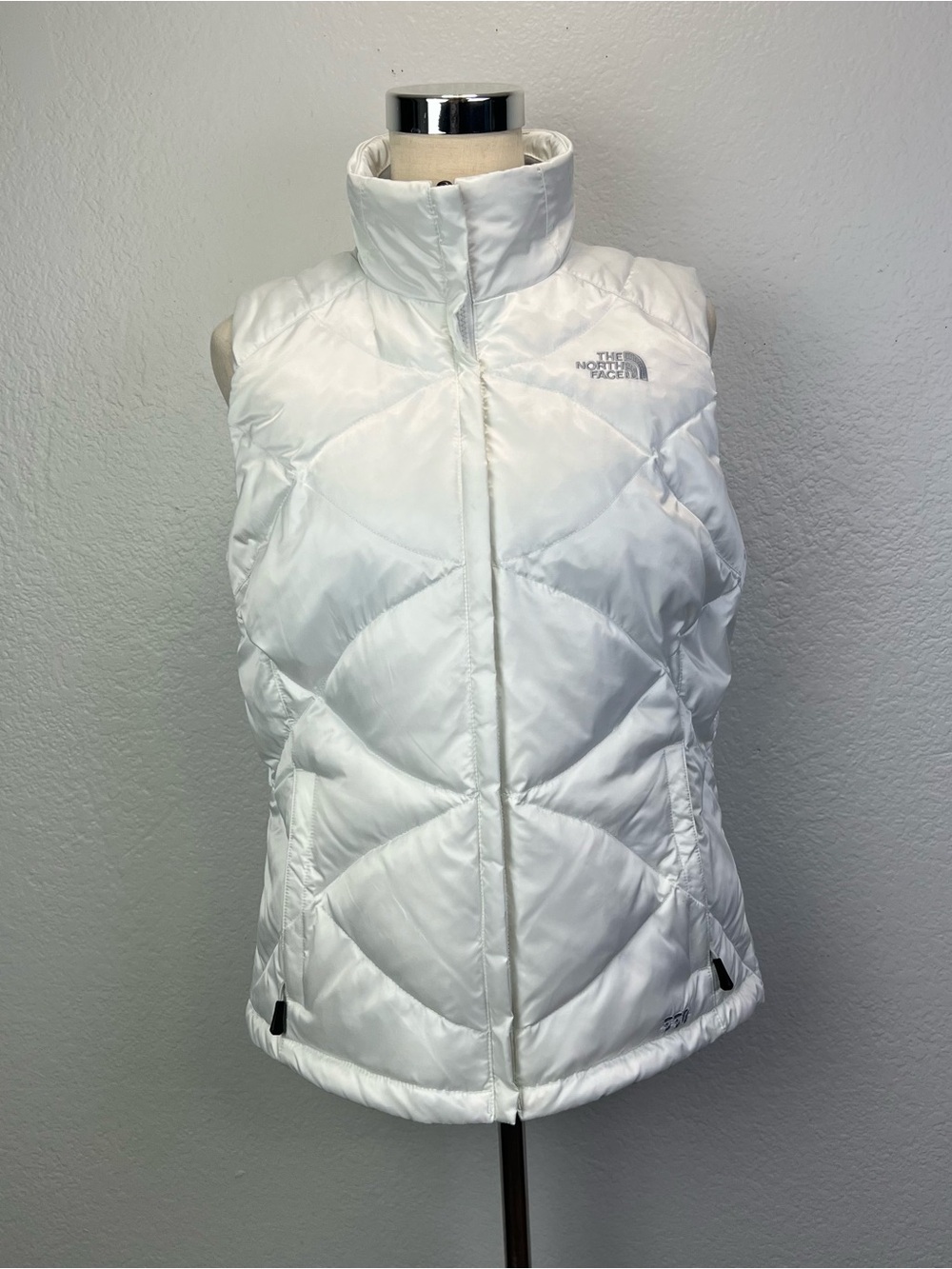 The North Face 550 White Down Puffer Full Zip Vest Size M